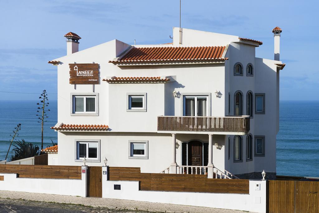 Laneez Ericeira Surf House Hostel Bagian luar foto