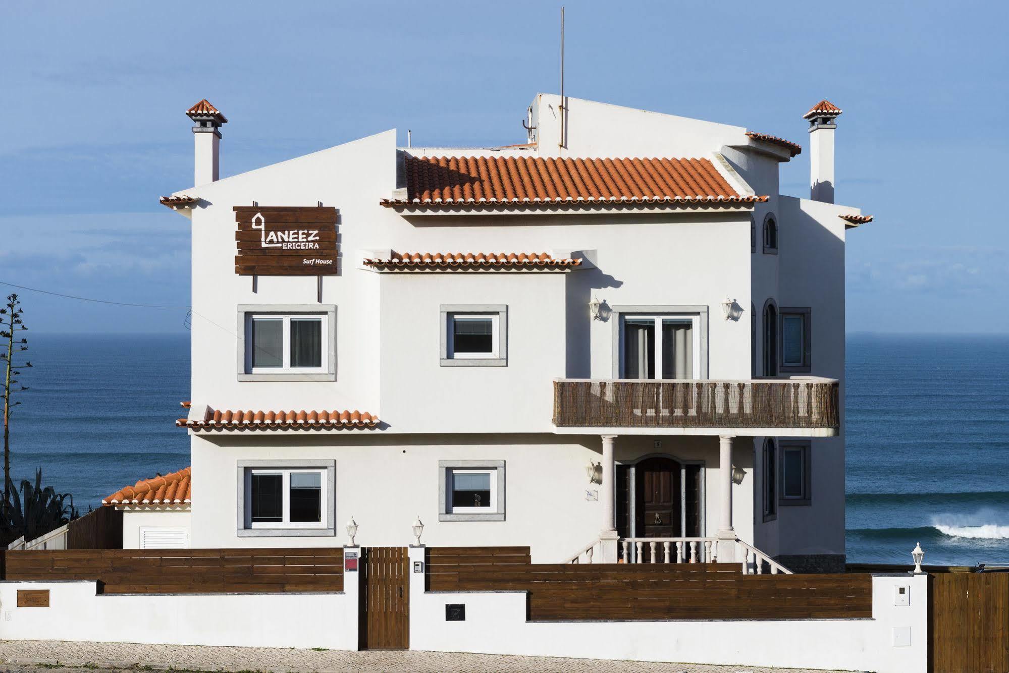 Laneez Ericeira Surf House Hostel Bagian luar foto